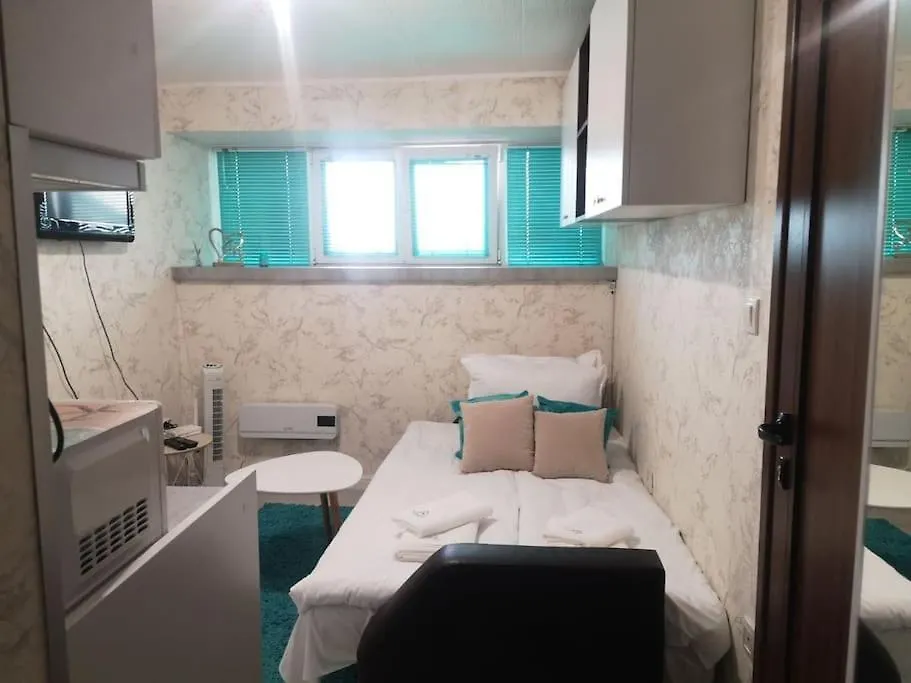 Centrally-Located Studio Near The Sea Garden Βάρνα